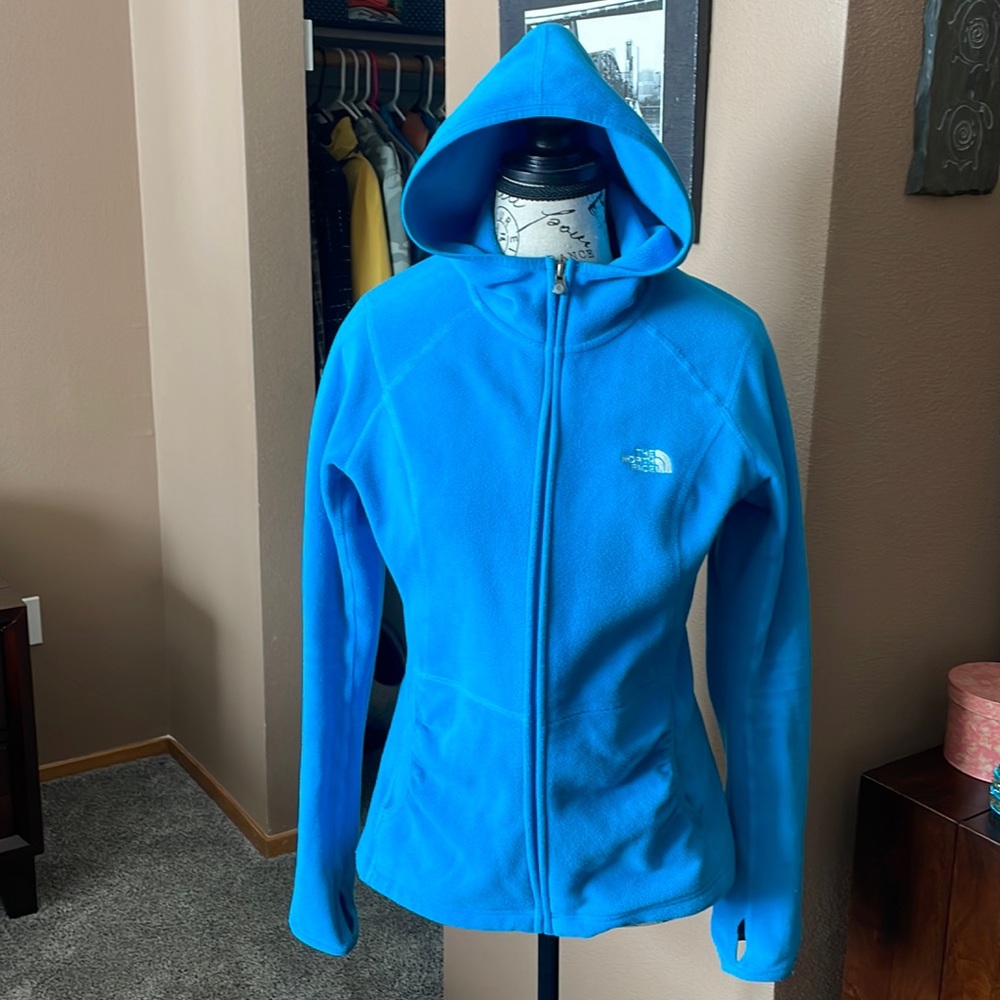 North Face zip up fleece with hood and thumbnail holes.